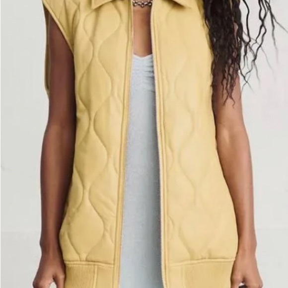NWT Urban Outfitters, Annie Faux Leather Liner Vest Light Yellow - Picture 3 of 5
